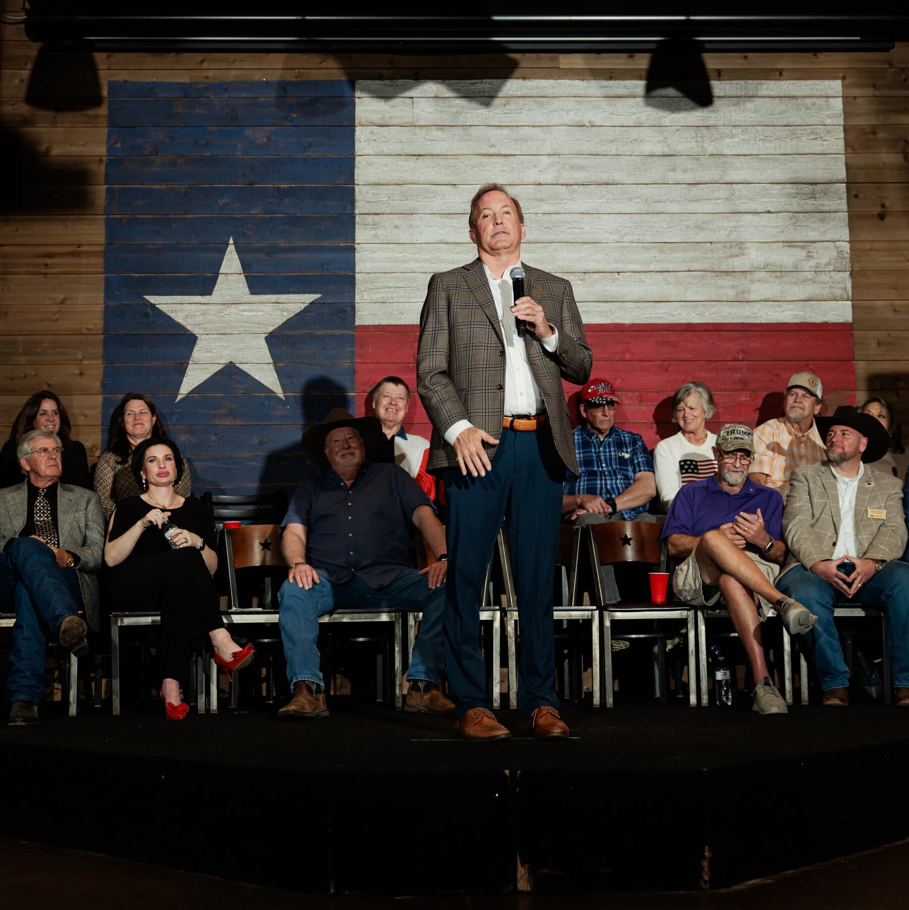 Trump’s Corruption Stains, From Texas to Maine